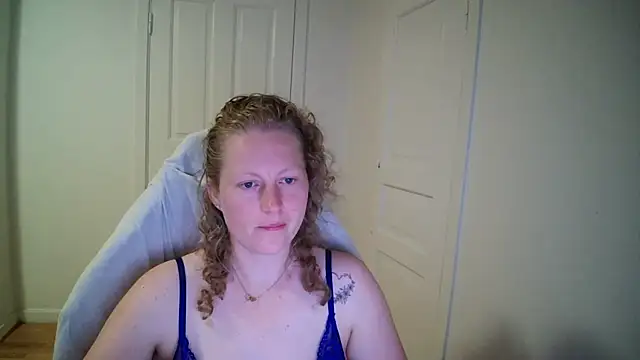 Girlnina-1995 online show from May 2026 06:16:01 PM
