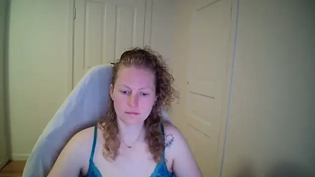 Girlnina-1995 online show from March 2026 08:36:01 AM