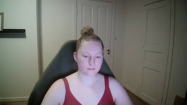 Snapshot of Girlnina-1995 chatting on February 2025 06:59:02 PM Girlnina-1995 online show from February 2025 06:59:02 PM