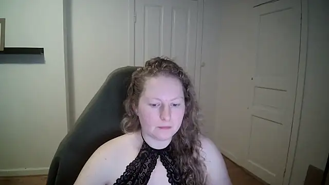 Snapshot of Girlnina-1995 chatting on February 2025 12:49:02 PM Girlnina-1995 online show from February 2025 12:49:02 PM