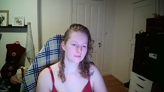 Snapshot of Girlnina-1995 chatting on January 2026 07:26:01 AM Girlnina-1995 online show from January 2026 07:26:01 AM