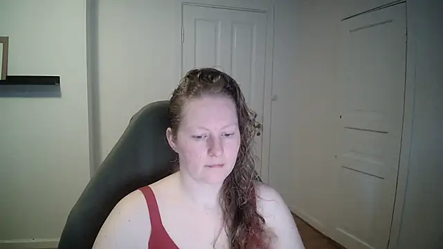 Snapshot of Girlnina-1995 chatting on March 2025 10:33:01 AM Girlnina-1995 online show from March 2025 10:33:01 AM