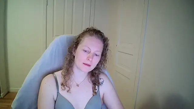 Girlnina-1995 online show from March 2026 11:10:01 AM