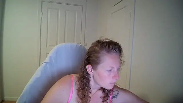 Snapshot of Girlnina-1995 chatting on July 2026 08:21:01 AM Girlnina-1995 online show from July 2026 08:21:01 AM
