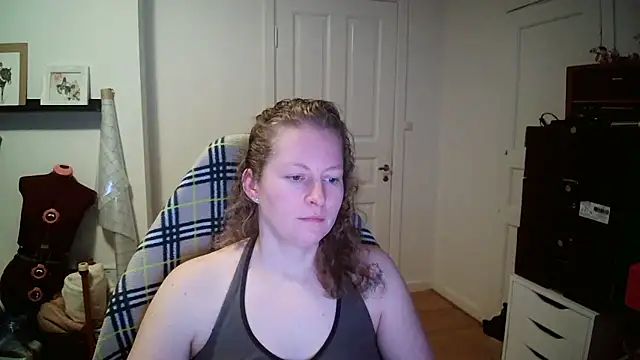 Snapshot of Girlnina-1995 chatting on January 2026 10:52:02 AM Girlnina-1995 online show from January 2026 10:52:02 AM