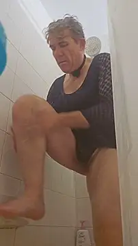 Snapshot of denisejane chatting on November 2025 04:21:01 PM denisejane online show from November 2025 04:21:01 PM