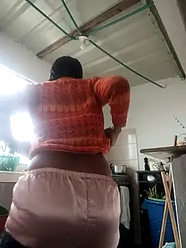 Bigassmommy x online show from March 2026 01:44:01 PM