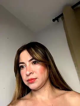 abby1nicolette online show from November 2025 04:05:01 AM