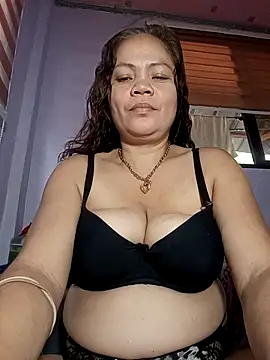 hotbabes163 online show from April 2026 07:31:02 AM