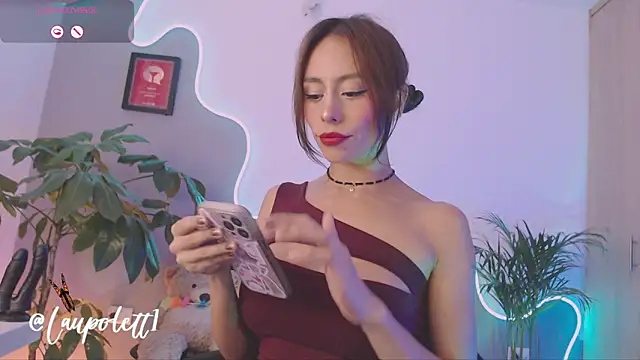 LauPolett online show from January 2025 11:25:01 PM