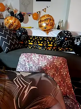 Snapshot of AryaSummersReal chatting on October 2025 07:57:02 PM AryaSummersReal online show from October 2025 07:57:02 PM