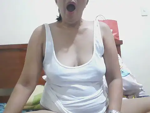 Snapshot of ASIANFUL chatting on June 2026 07:29:02 PM ASIANFUL online show from June 2026 07:29:02 PM