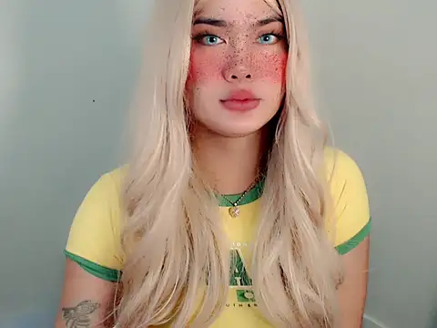 Snapshot of bbygrl_Carol chatting on September 2025 06:13:01 PM bbygrl Carol online show from September 2025 06:13:01 PM