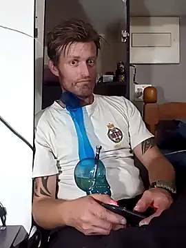 Snapshot of the-billy-blue chatting on September 2025 10:37:02 PM the-billy-blue online show from September 2025 10:37:02 PM