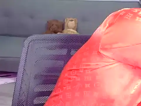 Bee 2k online show from October 2025 04:35:02 AM