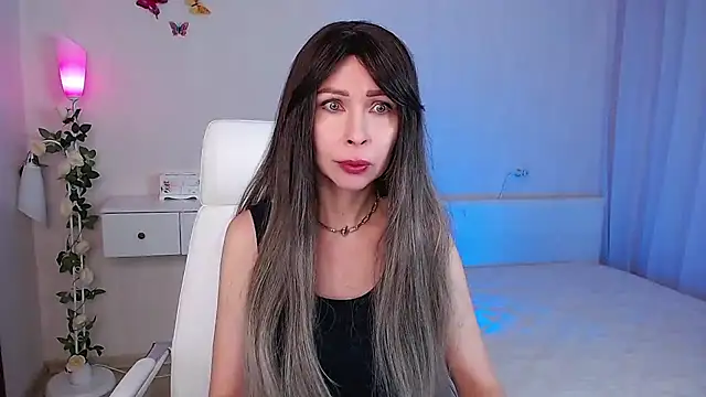 Snapshot of wendifoste chatting on February 2025 06:45:02 PM wendifoste online show from February 2025 06:45:02 PM