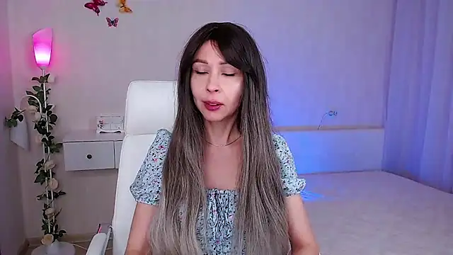 Snapshot of wendifoste chatting on March 2025 06:01:02 PM wendifoste online show from March 2025 06:01:02 PM