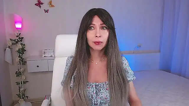 Snapshot of wendifoste chatting on February 2025 06:01:01 PM wendifoste online show from February 2025 06:01:01 PM