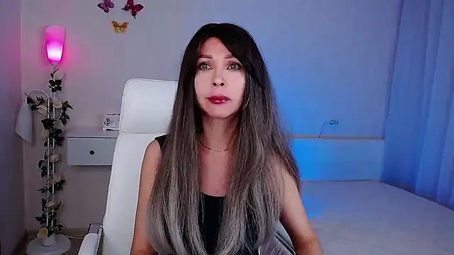 Snapshot of wendifoste chatting on November 2025 06:19:01 PM wendifoste online show from November 2025 06:19:01 PM