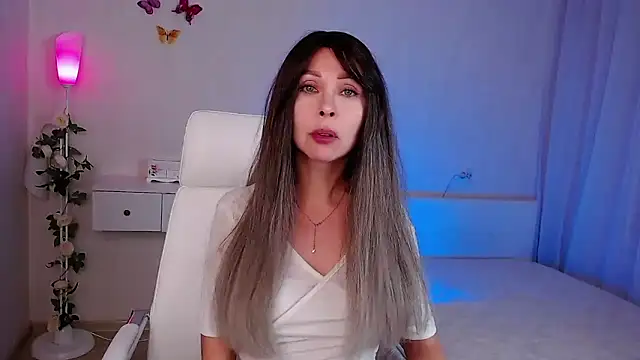 Snapshot of wendifoste chatting on December 2025 06:46:01 PM wendifoste online show from December 2025 06:46:01 PM