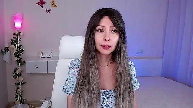 Snapshot of wendifoste chatting on March 2025 09:18:02 PM wendifoste online show from March 2025 09:18:02 PM