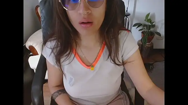 dominica-3 online show from March 2026 04:08:02 PM