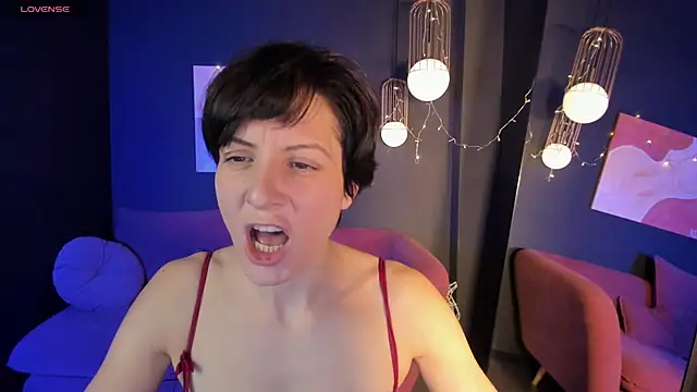 LorenDaze online show from January 2025 04:57:01 PM