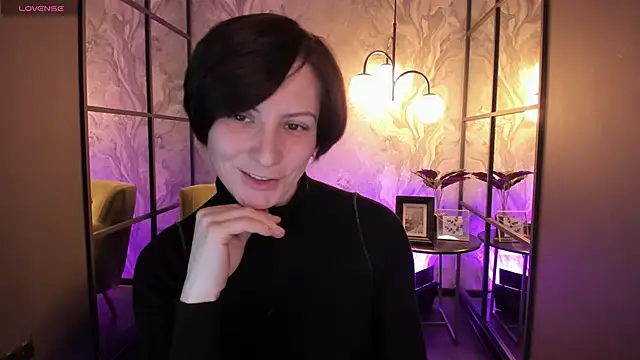 LorenDaze online show from February 2026 07:41:02 AM