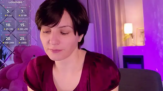 LorenDaze online show from April 2026 02:08:01 PM