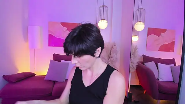 LorenDaze online show from October 2025 02:27:02 PM