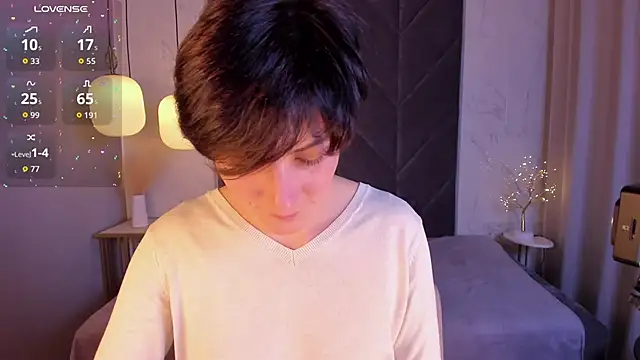 LorenDaze online show from November 2025 02:00:02 PM