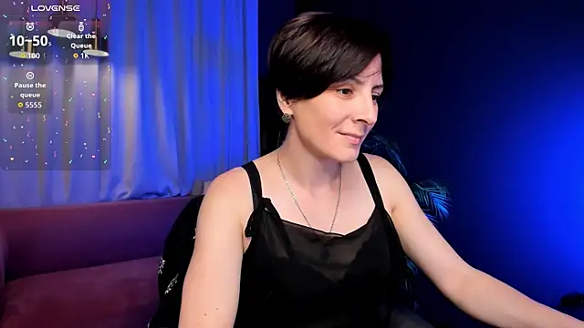 LorenDaze online show from July 2026 01:55:01 PM