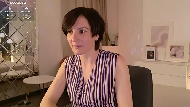 LorenDaze online show from June 2026 06:41:01 AM