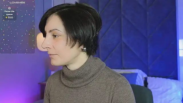 LorenDaze online show from February 2026 07:40:02 AM