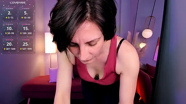 LorenDaze online show from July 2026 02:18:02 PM