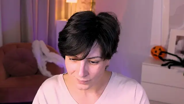 LorenDaze online show from November 2025 02:21:02 PM