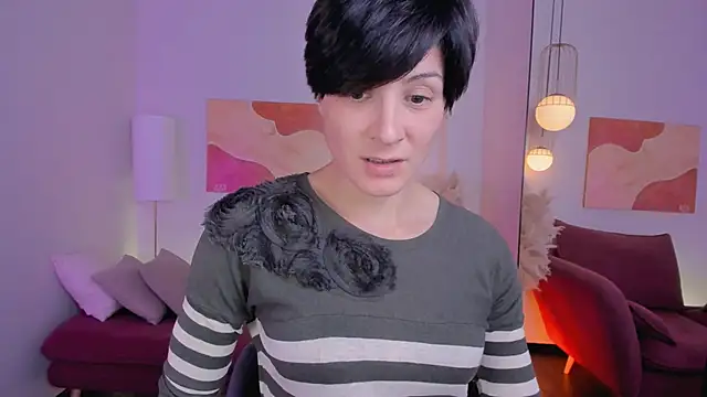 LorenDaze online show from October 2025 02:27:02 PM