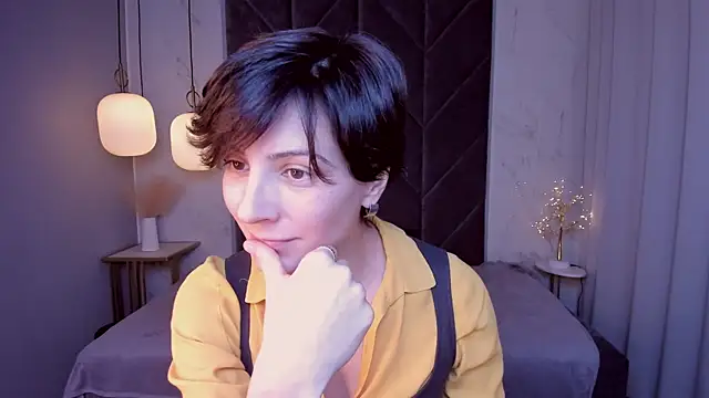 LorenDaze online show from October 2025 02:05:02 PM