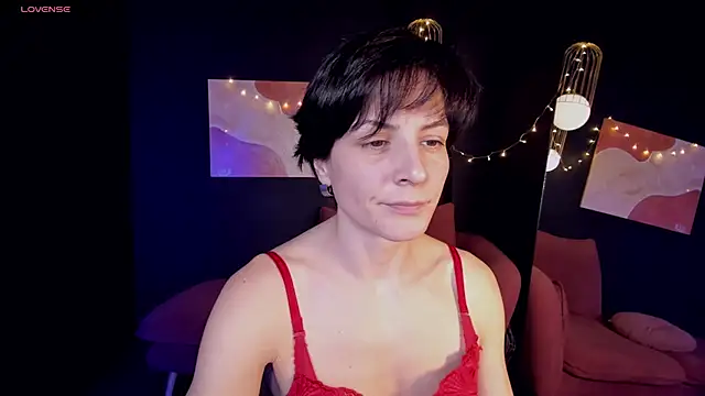 LorenDaze online show from January 2025 05:08:01 PM