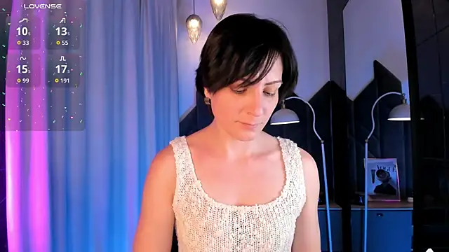 LorenDaze online show from June 2026 02:18:02 PM