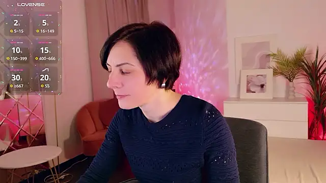 LorenDaze online show from February 2026 07:59:02 AM