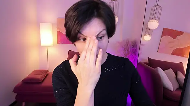 LorenDaze online show from November 2025 01:55:02 PM