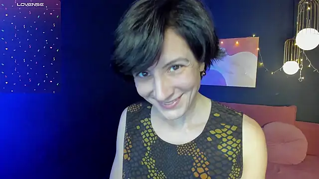 LorenDaze online show from February 2025 05:13:02 PM