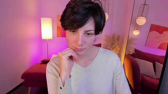 LorenDaze online show from November 2025 07:13:01 AM