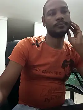 Snapshot of juanopenx chatting on December 2024 02:09:01 AM juanopenx online show from December 2024 02:09:01 AM