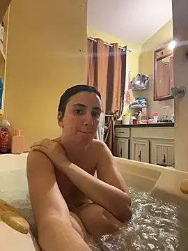 Snapshot of XXlolaXX chatting on November 2025 11:25:01 PM XXlolaXX online show from November 2025 11:25:01 PM