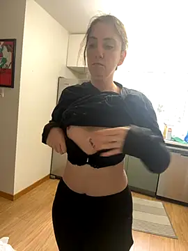 Snapshot of XXlolaXX chatting on November 2025 03:49:02 PM XXlolaXX online show from November 2025 03:49:02 PM