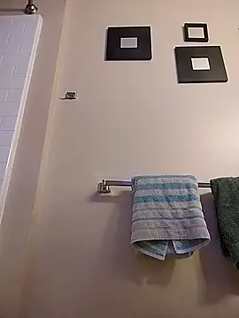 eatmeplease44 online show from February 2026 03:15:01 AM