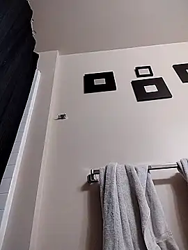 eatmeplease44 online show from March 2026 07:59:01 PM