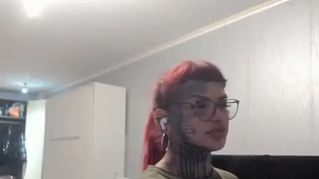 tamarapervert online show from December 2025 09:29:01 PM